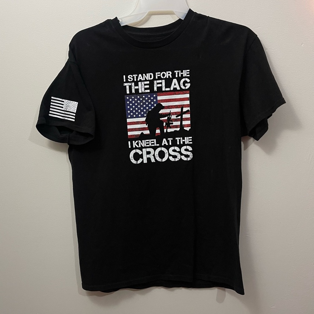 Men's Black T-Shirt Short Sleeve Stand For Flag Kneel For Cross Size Large